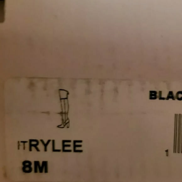 Ivanka Trump Over the Knee suede boots - Picture 7 of 7